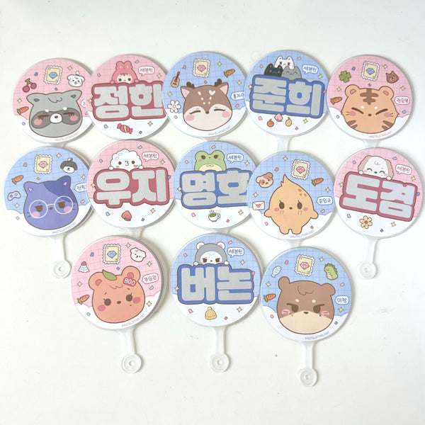 Seventeen Mini Pickets