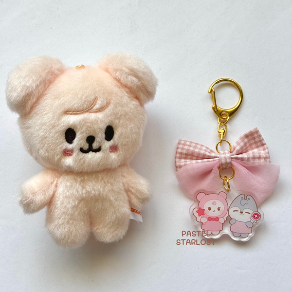 SKZ Angel Bow Keychain